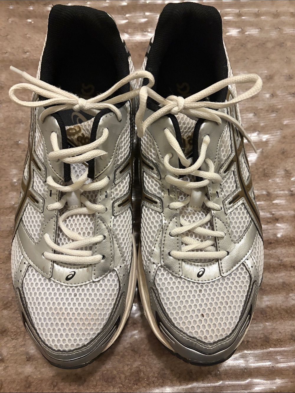 ASICS Men’s White and Silver Athletic Running Shoes